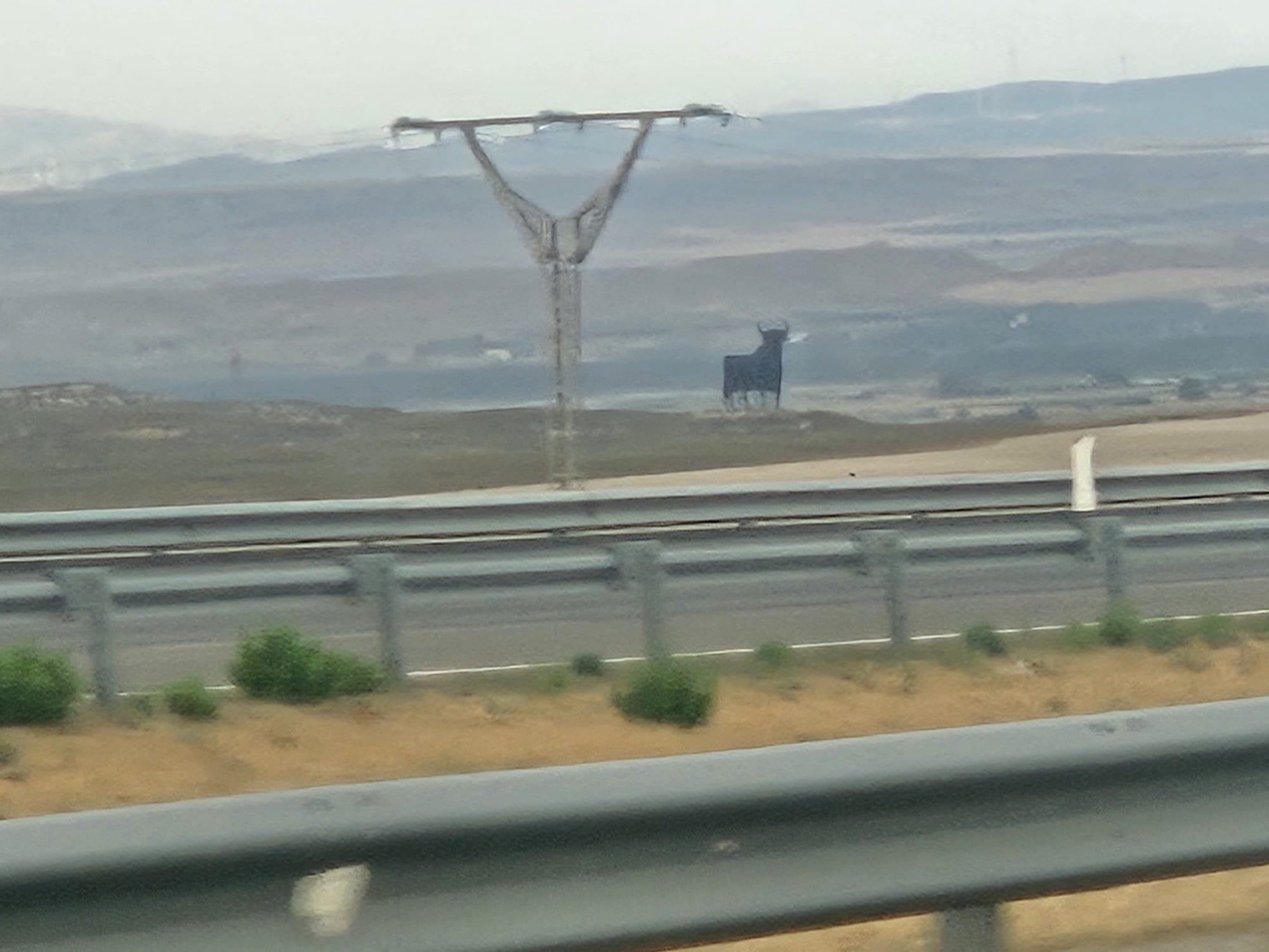 Un toro de Osborne desde la autopista